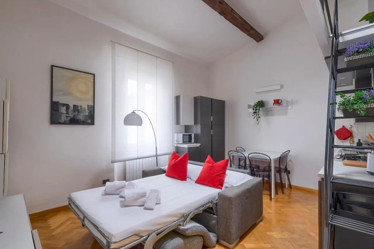 Loft Numero Quattro Florenz 0*,